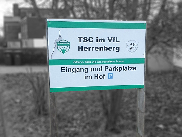 Montage vor Ort - Horn Individualdruck