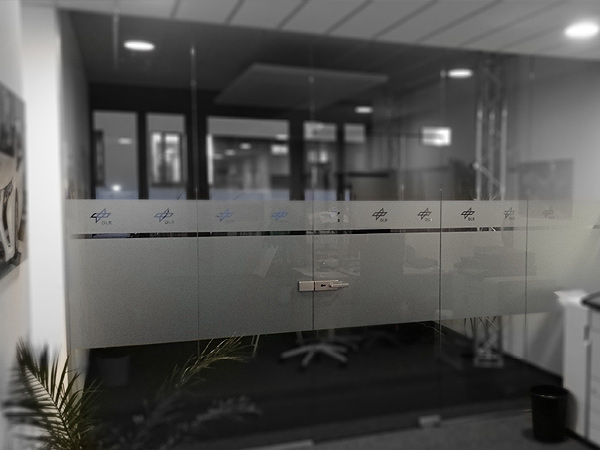 Montage vor Ort - Horn Individualdruck